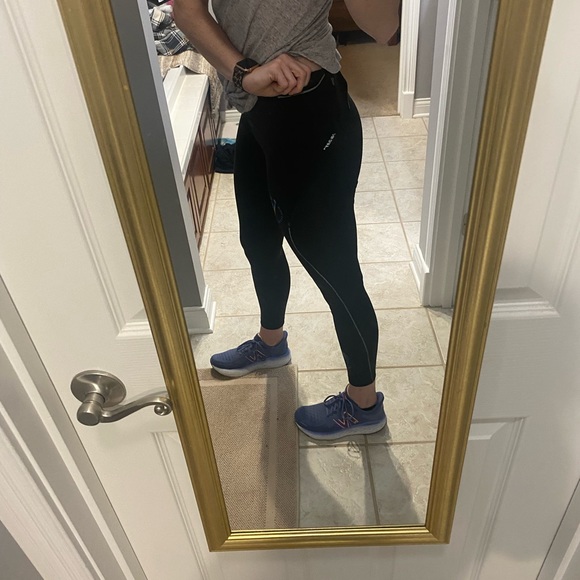 NWT New Balance running tights NYC Marathon edition - Picture 9 of 10